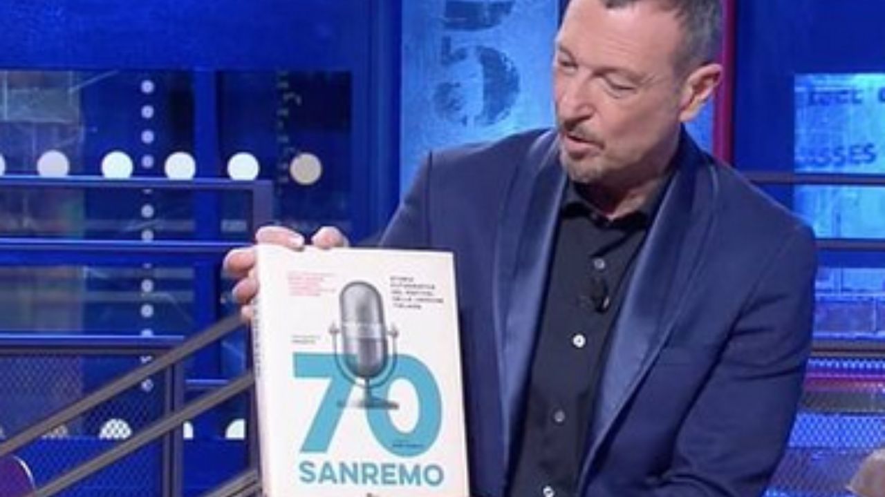 Sanremo 2022, Amadeus si contraddice: spuntano nuovi indizi