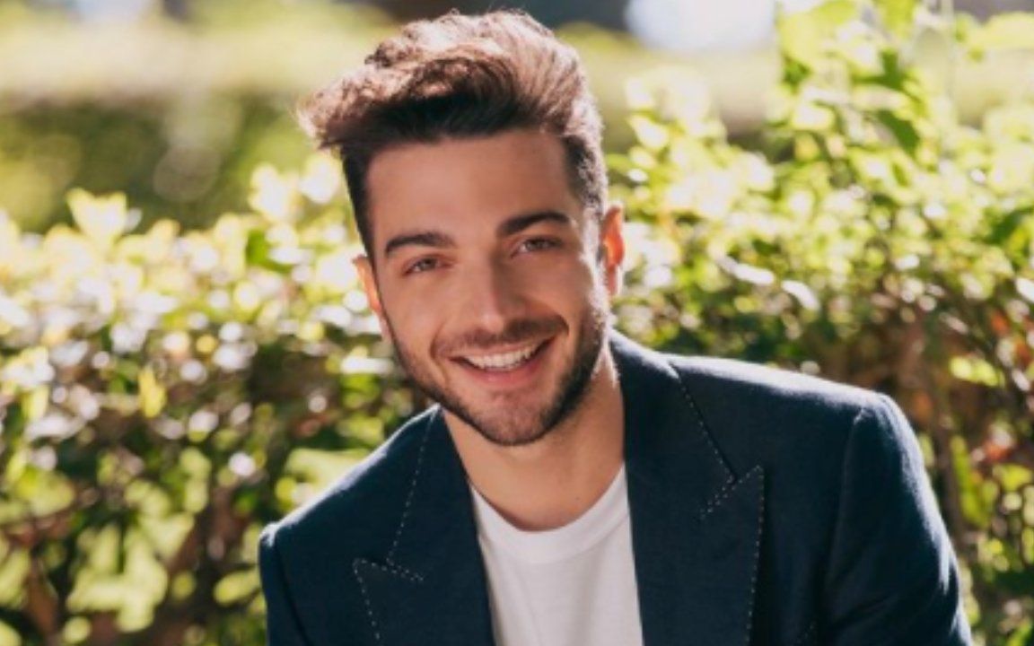 Il Volo, Gianluca Ginoble sa come si fa in amore: un gesto davvero inaspettato - FOTO