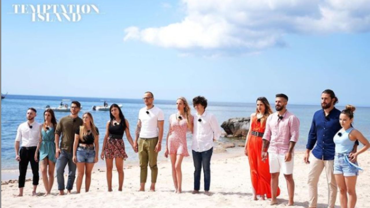 Temptation Island anticipazioni, la naufraga è in crisi: tradimenti in vista