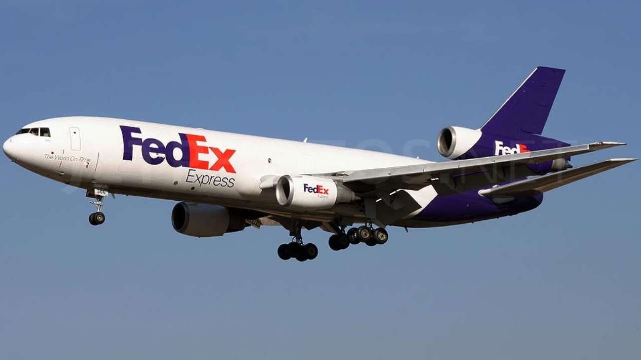 Indagini ad alta quota Fedex (Facebook)