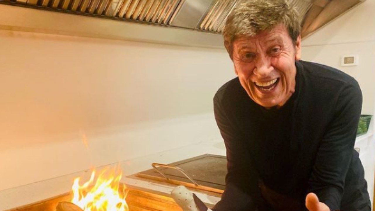 Gianni Morandi è tornato tra noi: finalmente il vero motivo del lungo calvario - FOTO