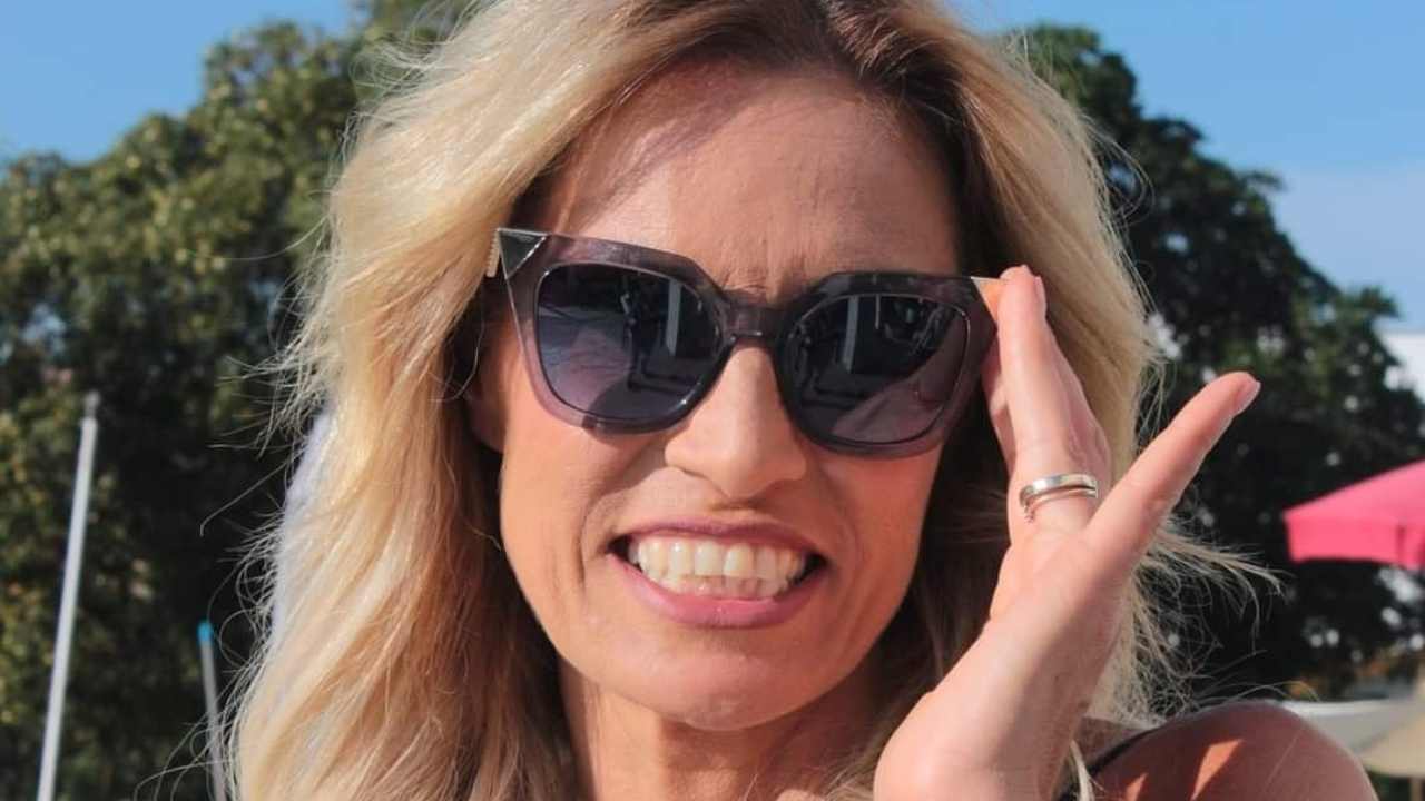 Annalisa Minetti è fuori dal tunnel dei brutti ricordi: "Vi spiego come ho fatto..."