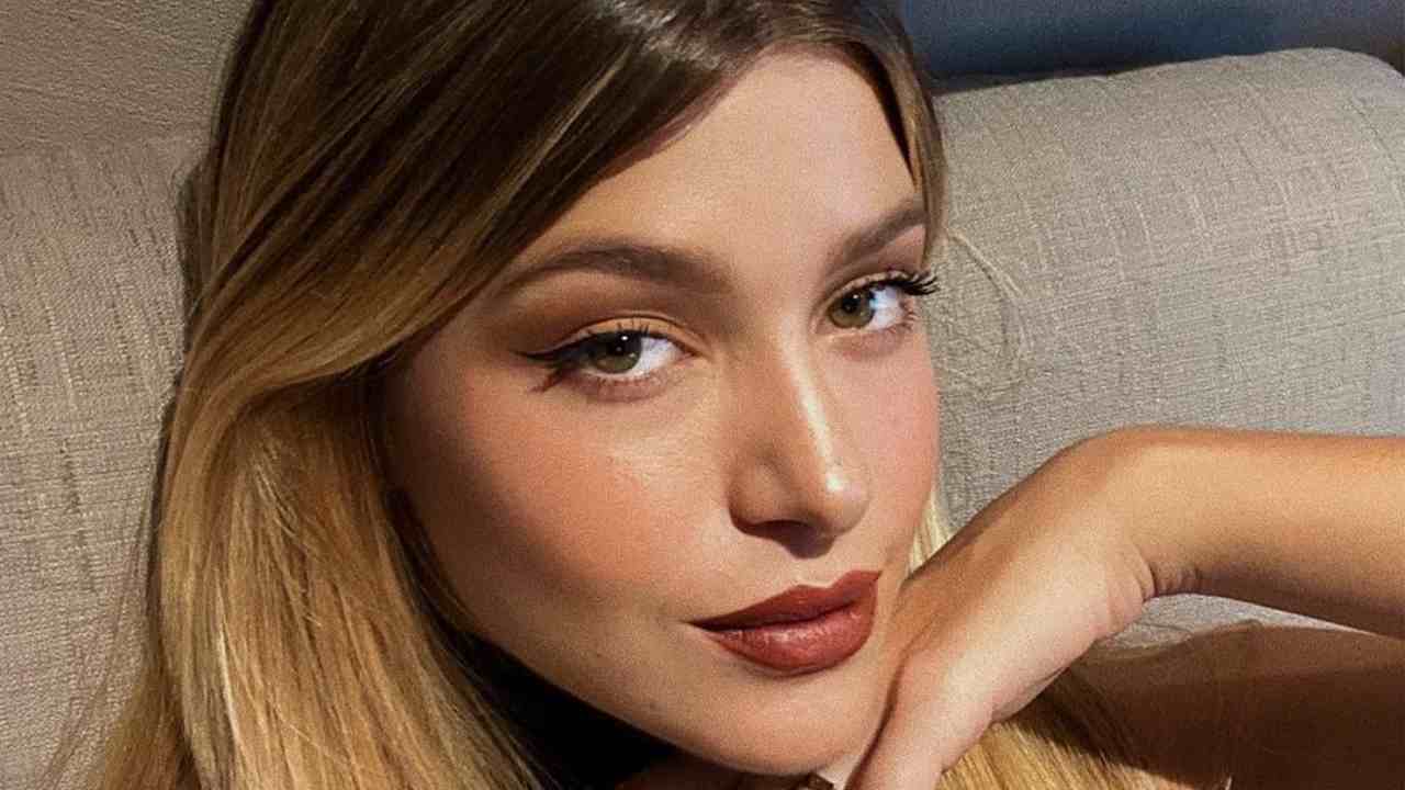 Natalia Paragoni in intimo è uno schianto: per i fan è un sogno ad occhi aperti - FOTO