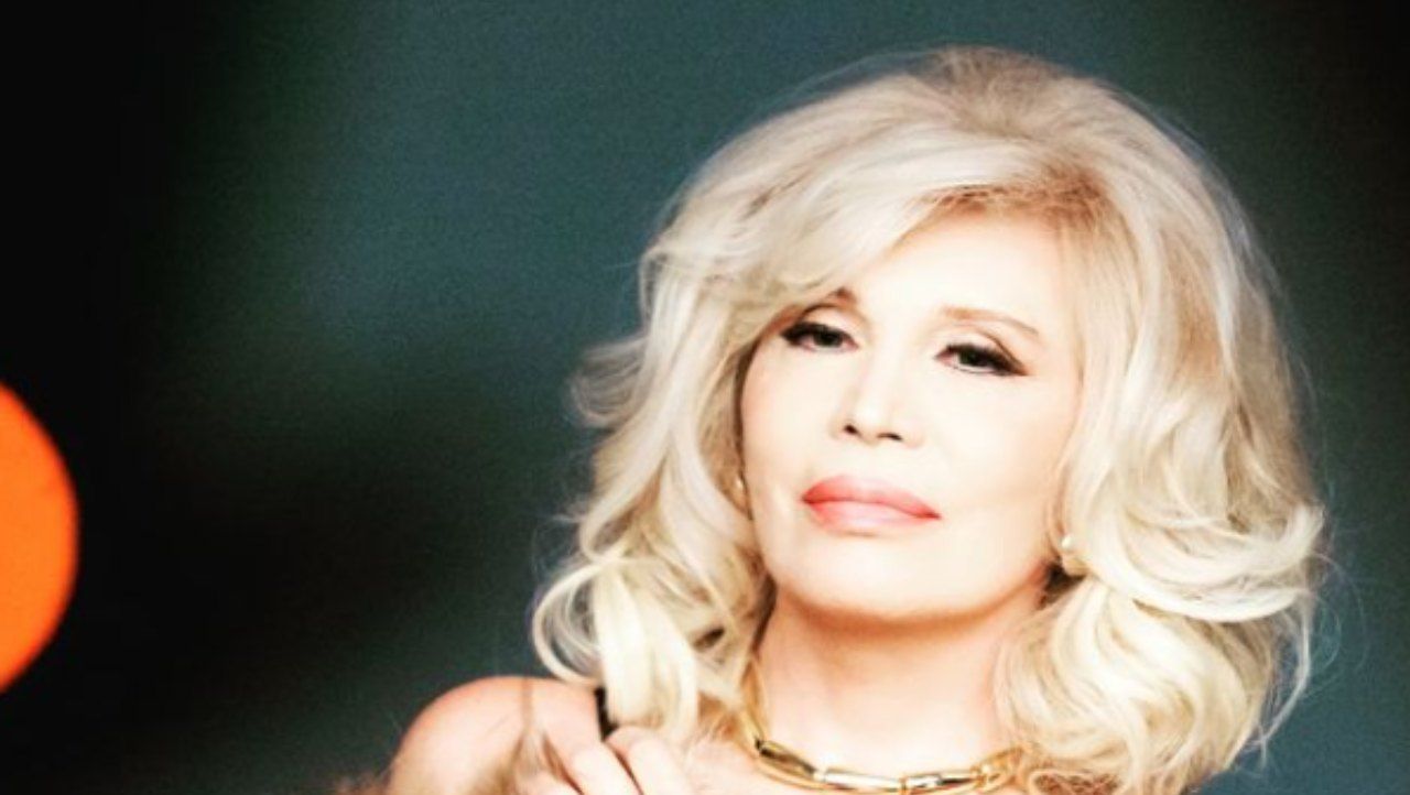 Amanda Lear (facebook)