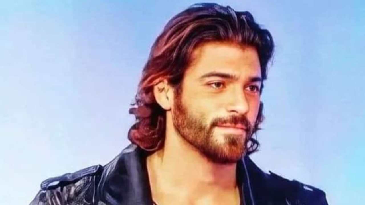 Can Yaman (Facebook)