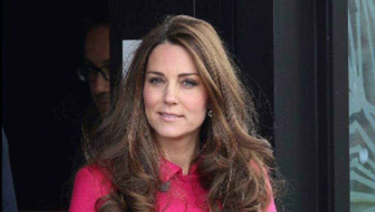 Kate Middleton (facebook)