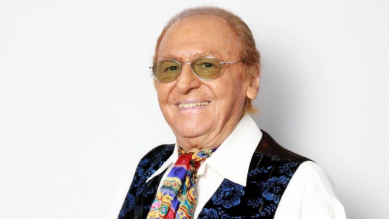 Renzo Arbore (facebook)