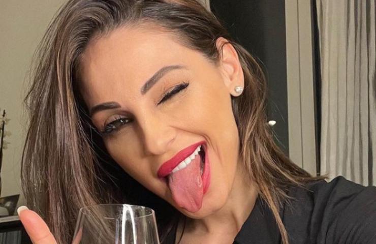 anna tatangelo cantante carriera