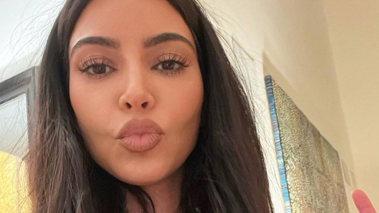 Kim Kardashian Mostra La "balconata" Ai Fan: La Visione Infiamma Il Web ...