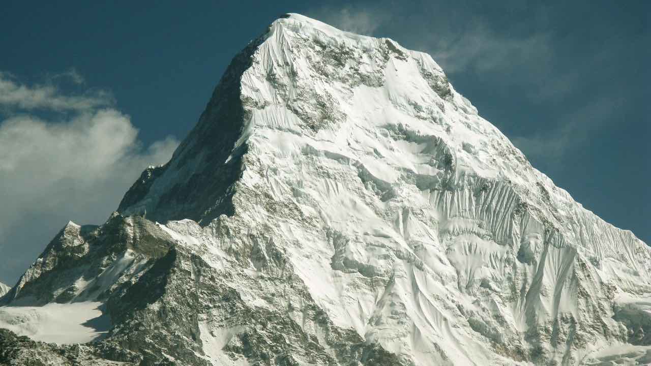 Alpinista ritrovato Annapurna Nepal persi contatti