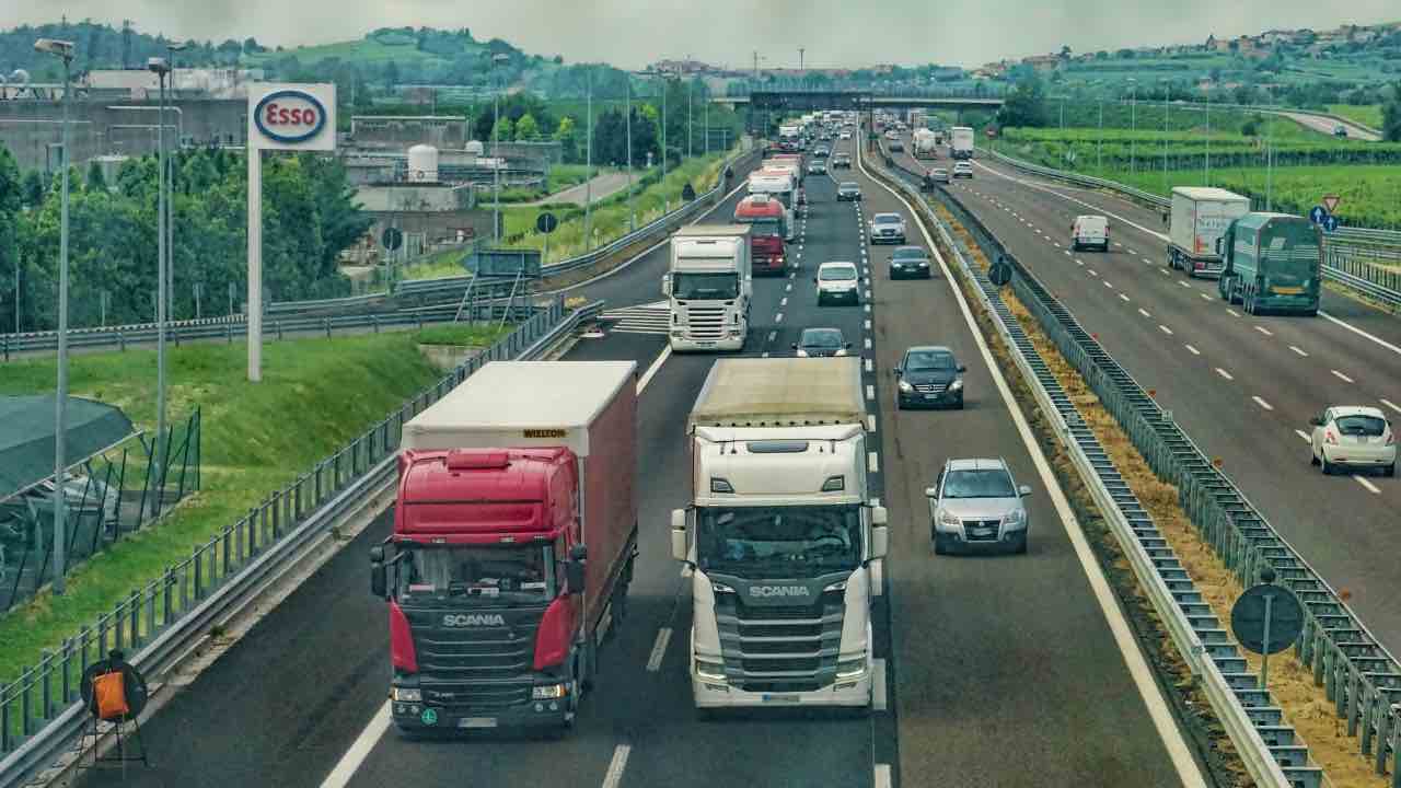 Autostrada attenti possibili sanzioni ecco chi rischia