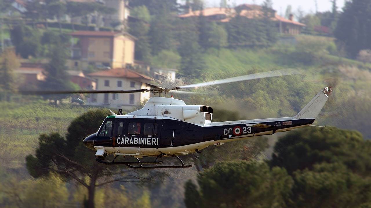 elicottero carabinieri omicidio